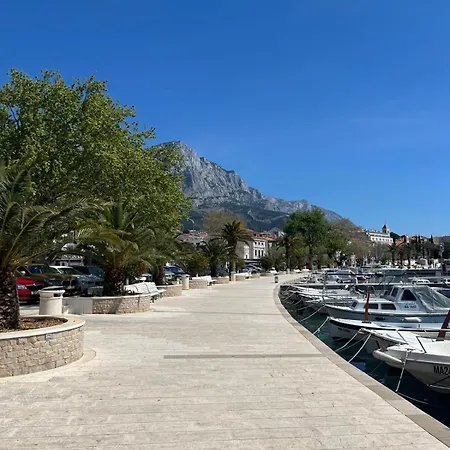 Iva Apartamento Baška Voda